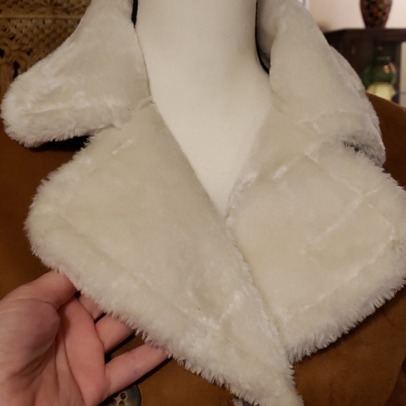 Coat - Picture 3 of 8